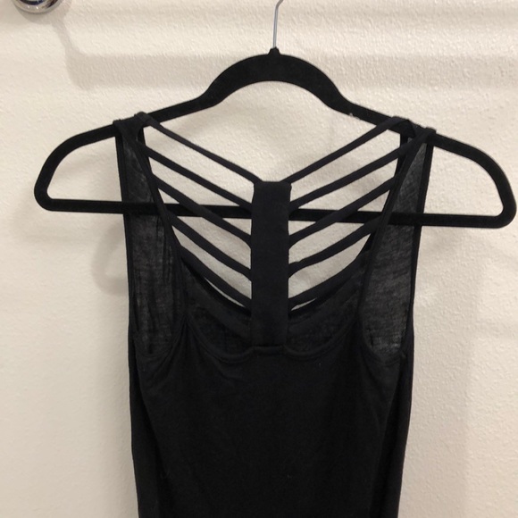 Rylee & Quinn Tank Top With Fun Back Pattern - Picture 2 of 3